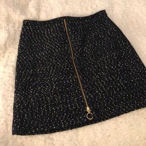 J McLaughlin tweed skirt sz 8